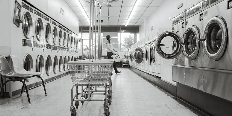 Squires Laundry and Showers